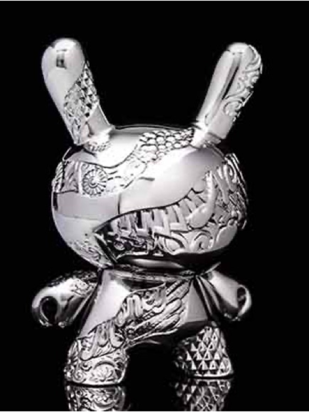 New and Signed Tristan Eaton Kidrobot New Money 5” Metal Dunny Art Figure